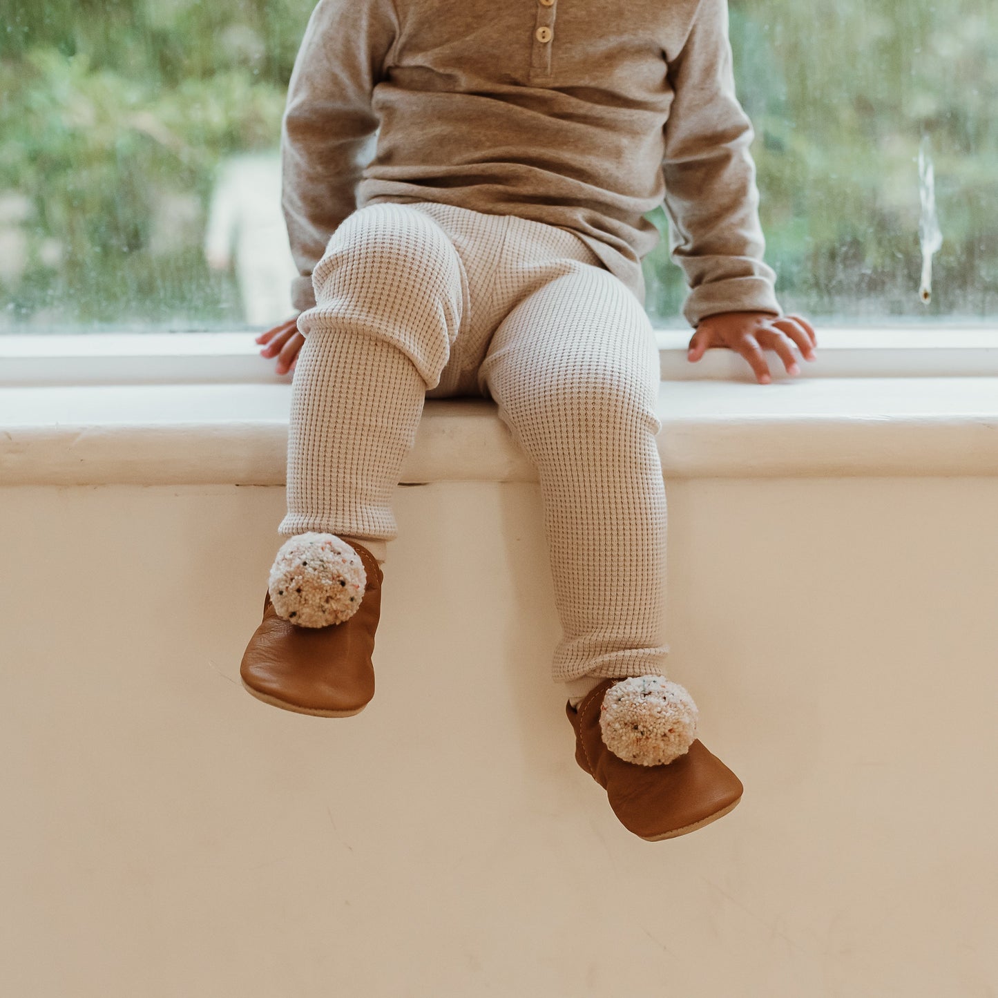 Leather Pompom Shoes - pink