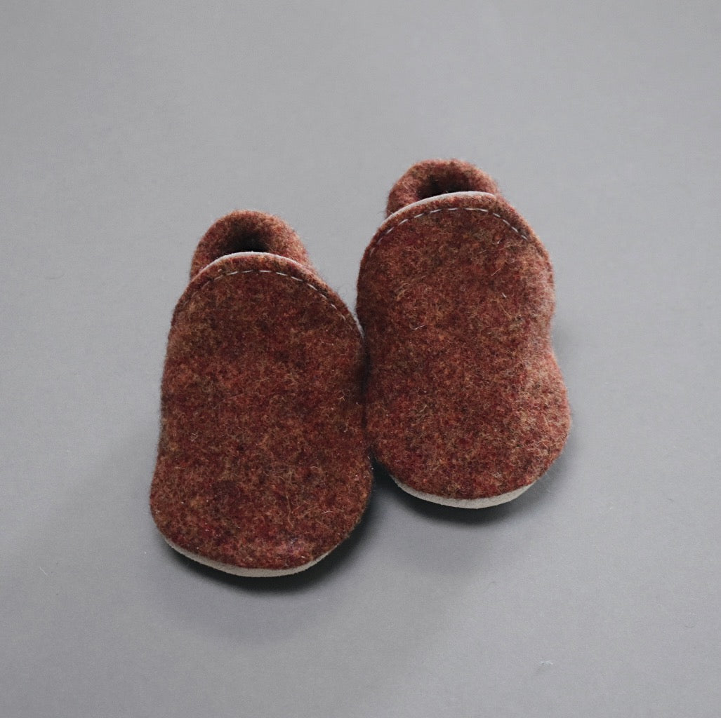 SIZE 2 (4.5")  wool loafers 106