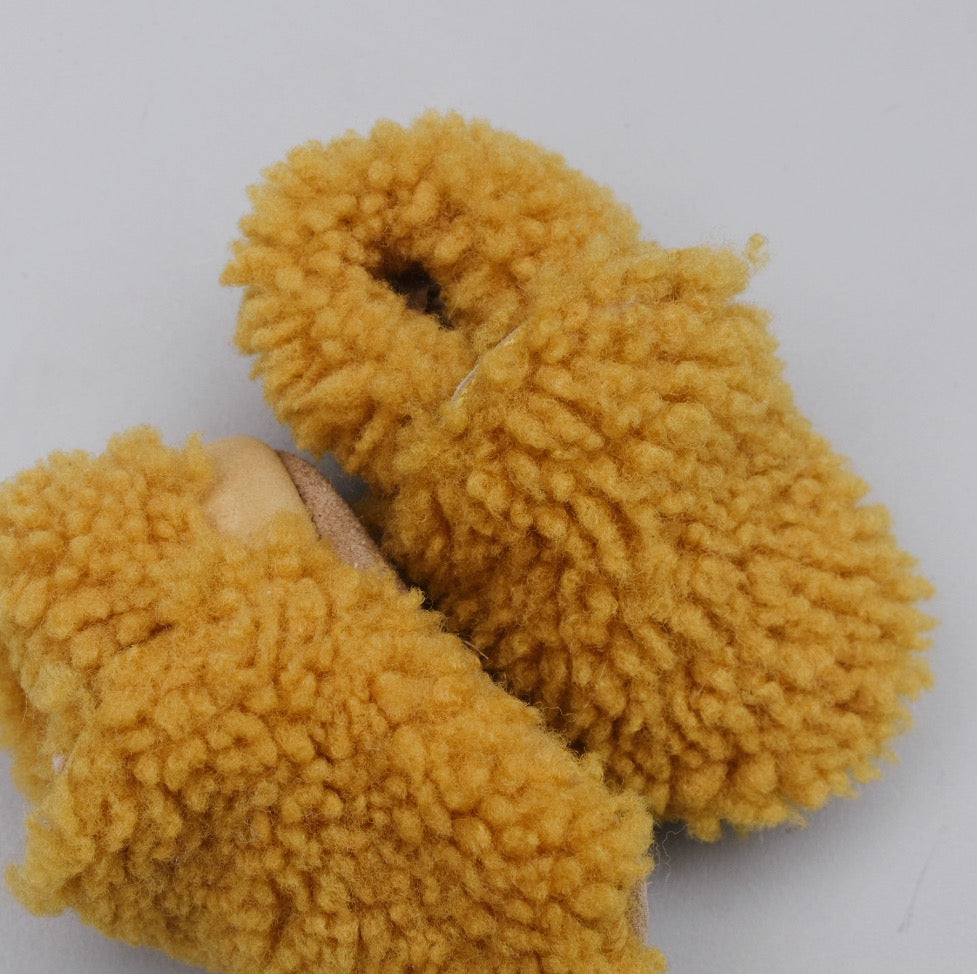 SIZE 1 (4") Fuzzy Loafers - natural 042