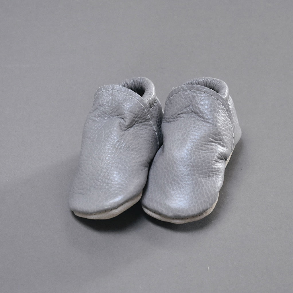 SIZE 3/4 (5") leather loafers - 110