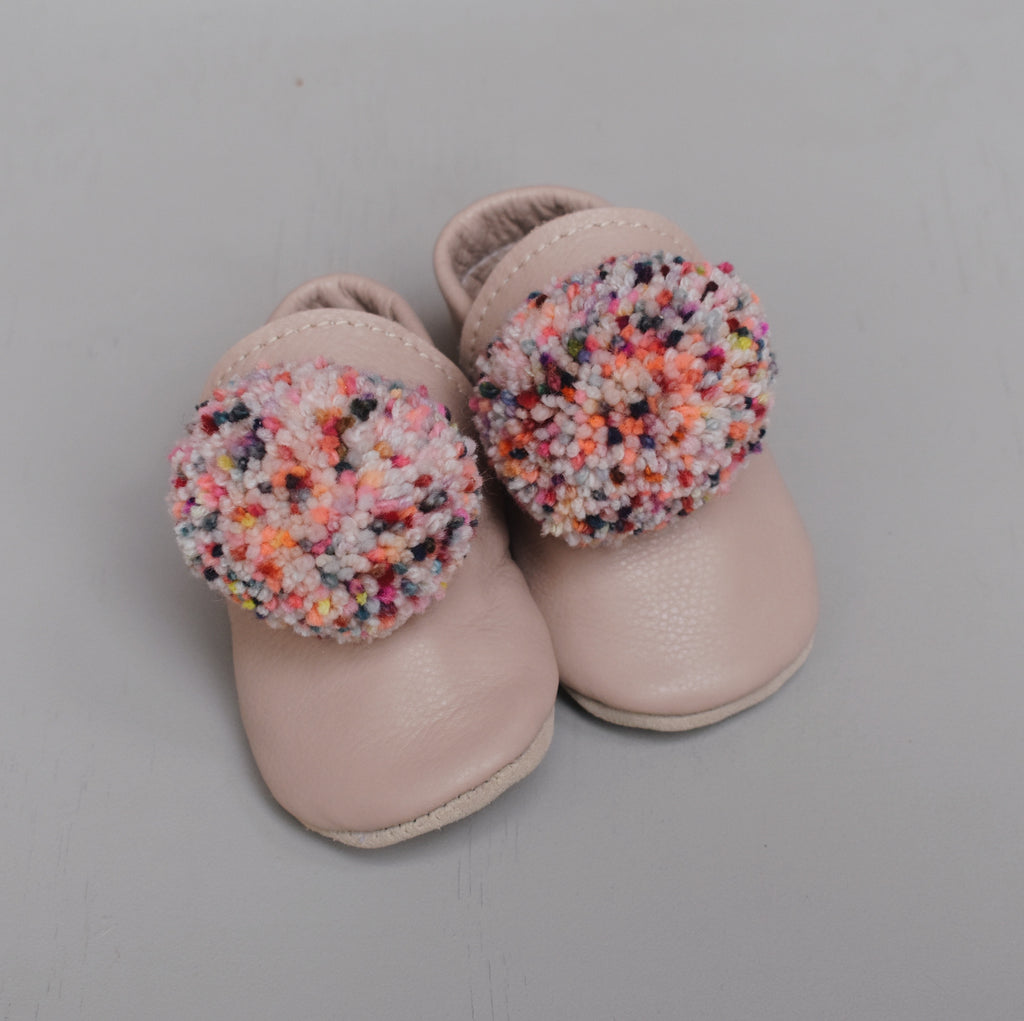 Leather Pompom Shoes - pink no.03