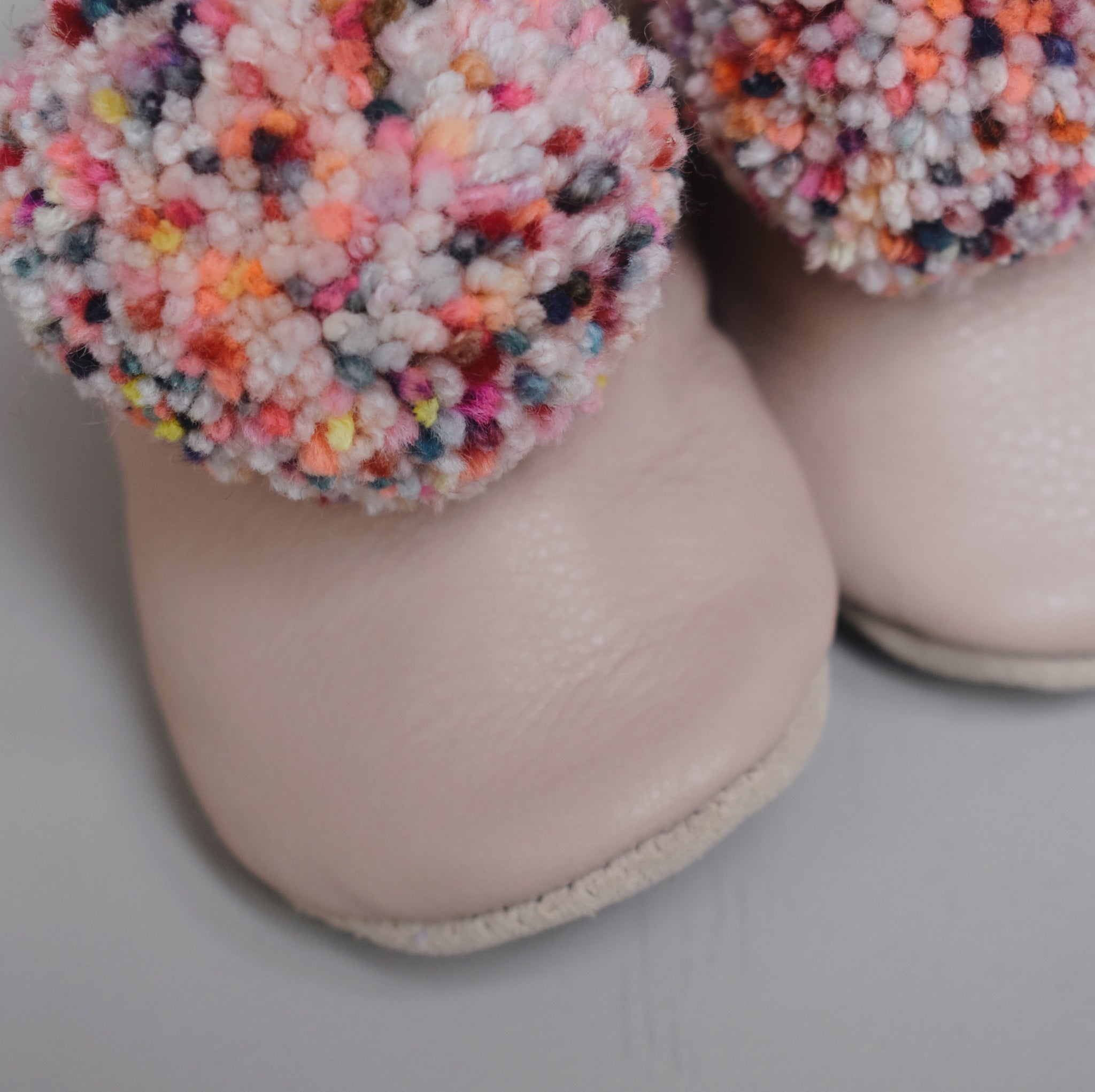 Leather Pompom Shoes - pink no.03