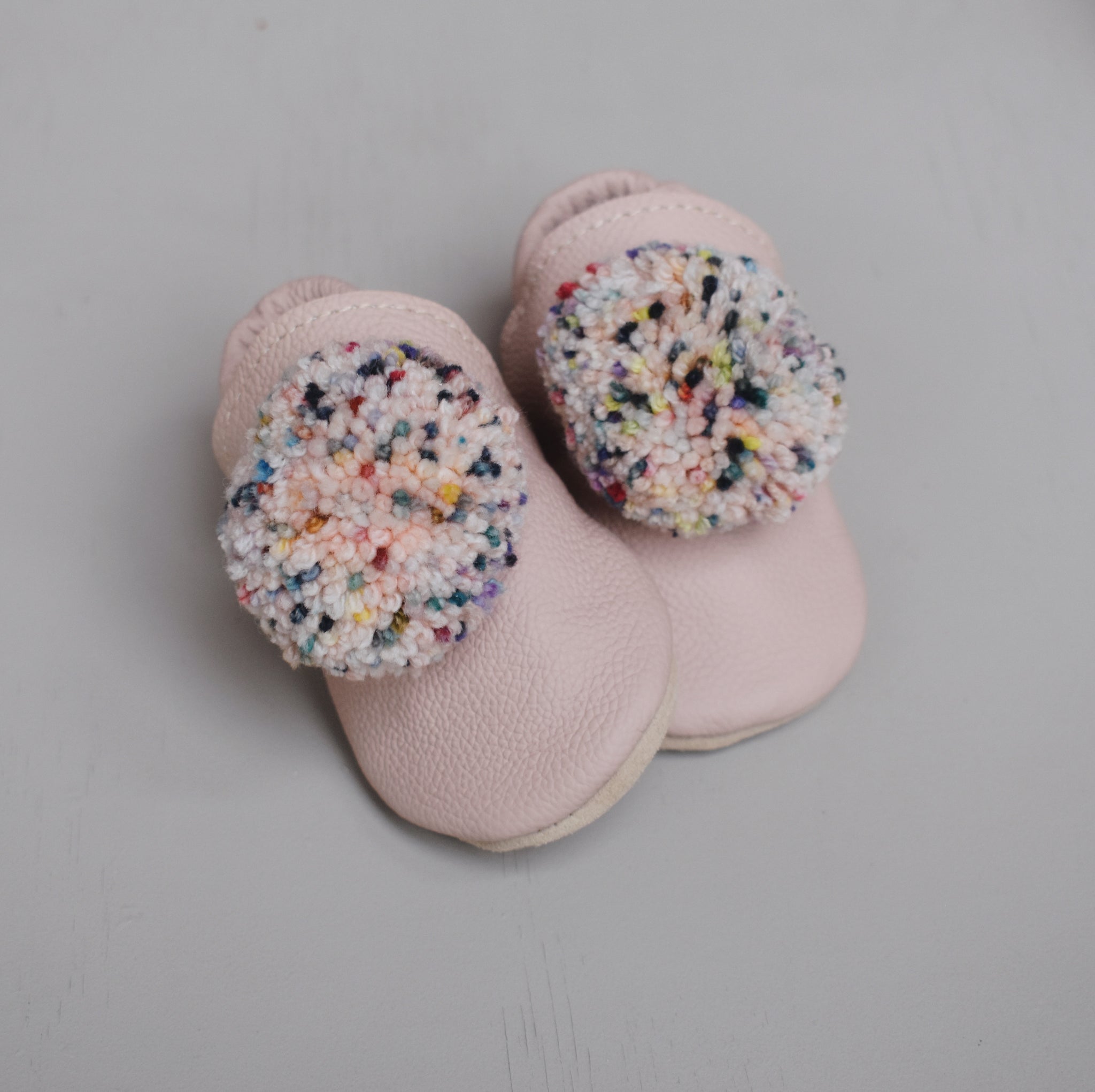Leather Pompom Shoes - pink no.02
