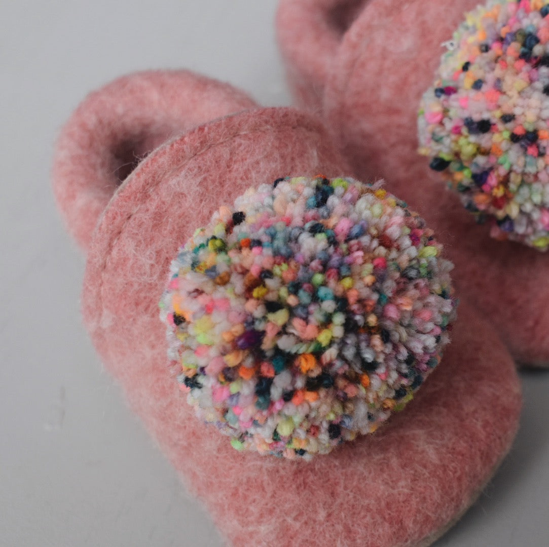 pompom shoes - pink with sprinkle pom